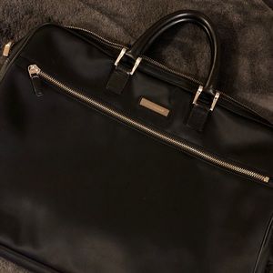 XMAS SALE 🤩 BURBERRY CROSSBODY MESSENGER BAG